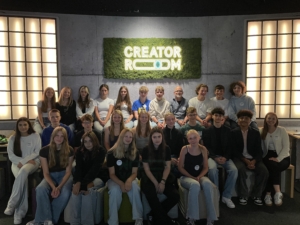 Die 9c im Creator Room des Hessischen Rundfunks