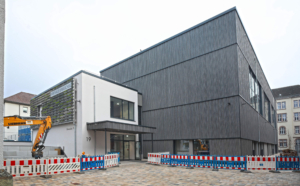 Ansicht Halle außen