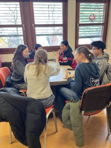 Mittagspause in der Mediathek