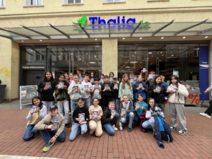Die 5c vor der Buchhandlung Thalia im Seltersweg