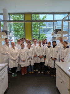 Chemie-LK von Dr. Marius van den Boom an der JLU